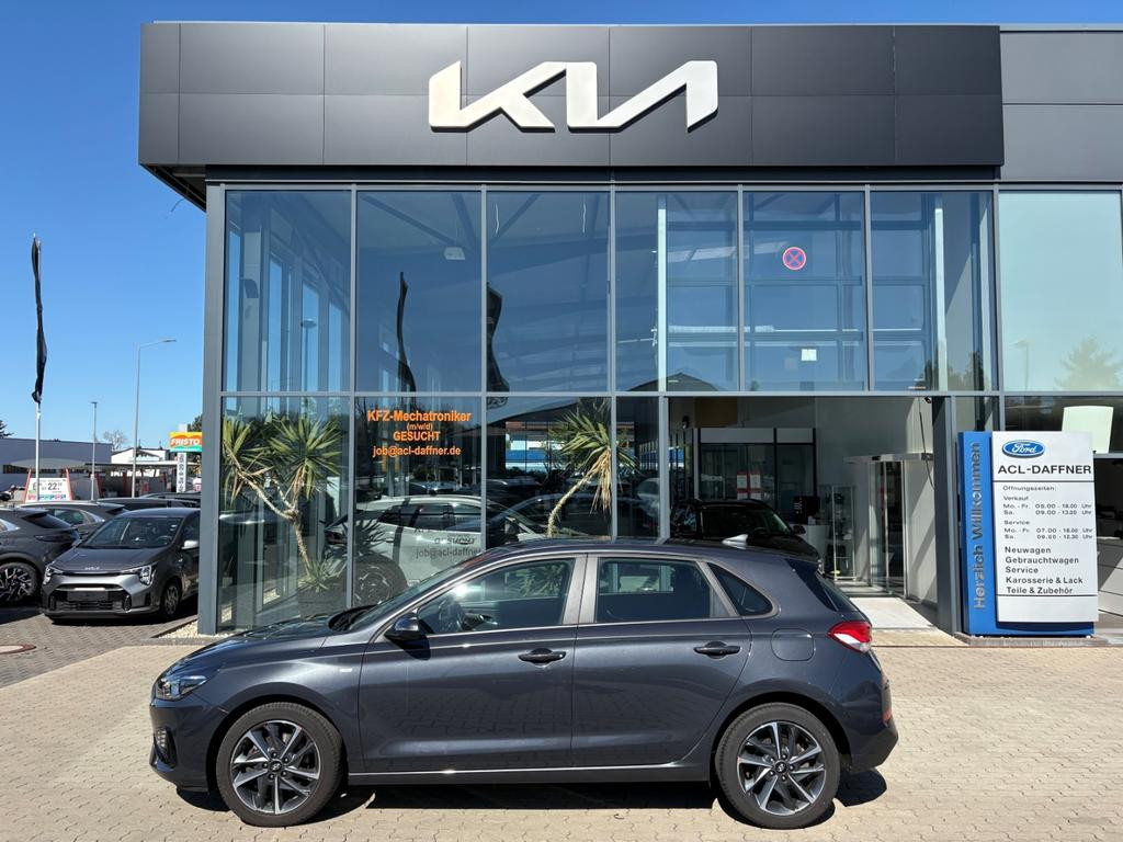 Hyundai i30 2022 Benzine