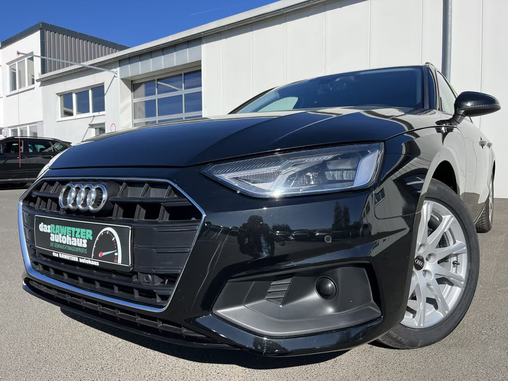Audi A4 2022 Benzine