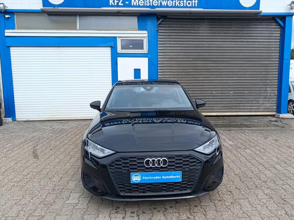 Audi A3 2023 Benzine