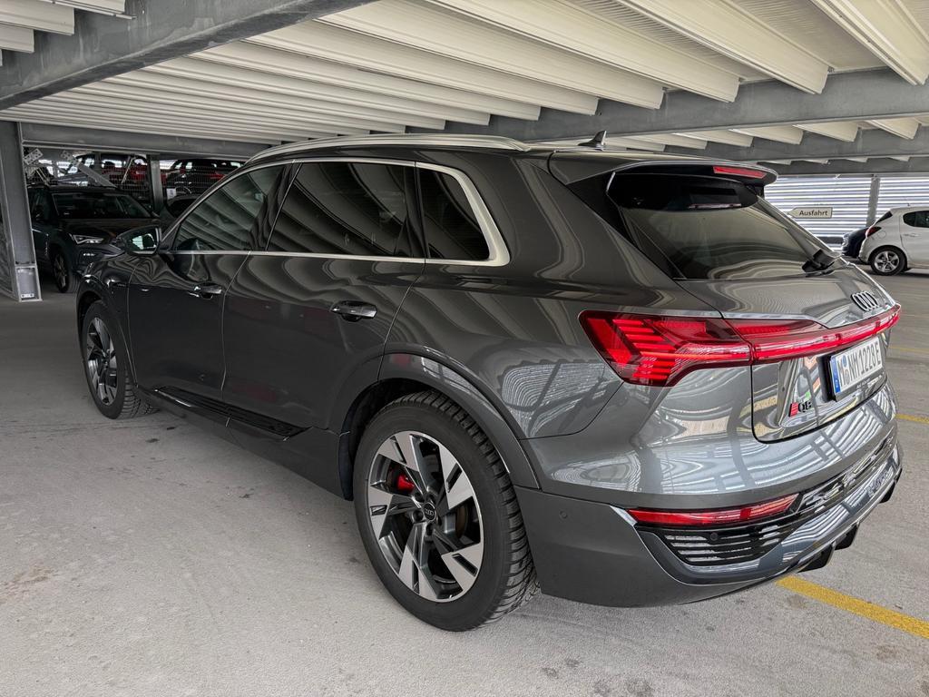 Audi Q8 e-tron