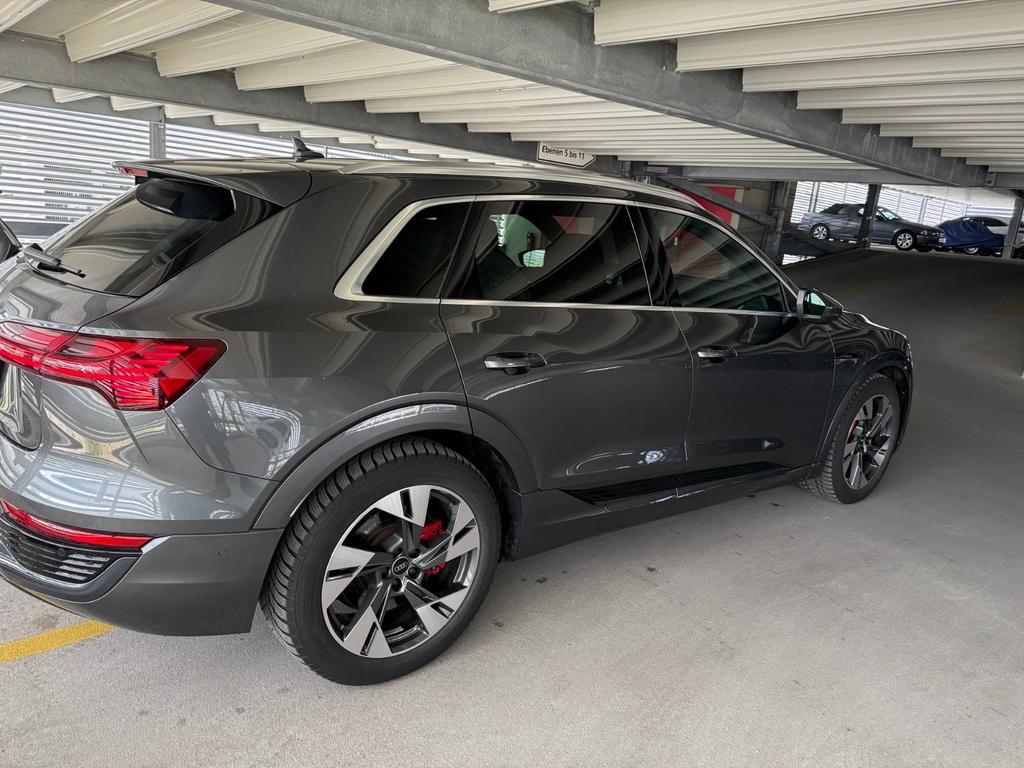 Audi Q8 e-tron