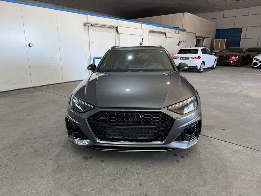 Audi RS4