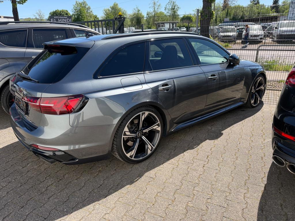 Audi RS4