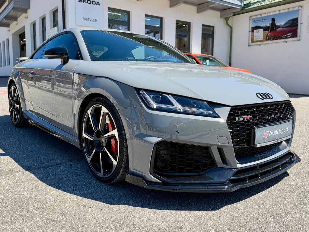 Audi TT RS
