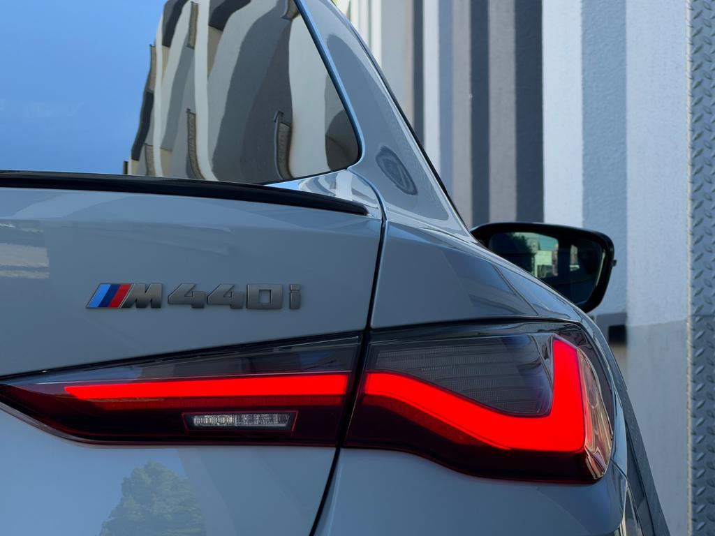 BMW M440