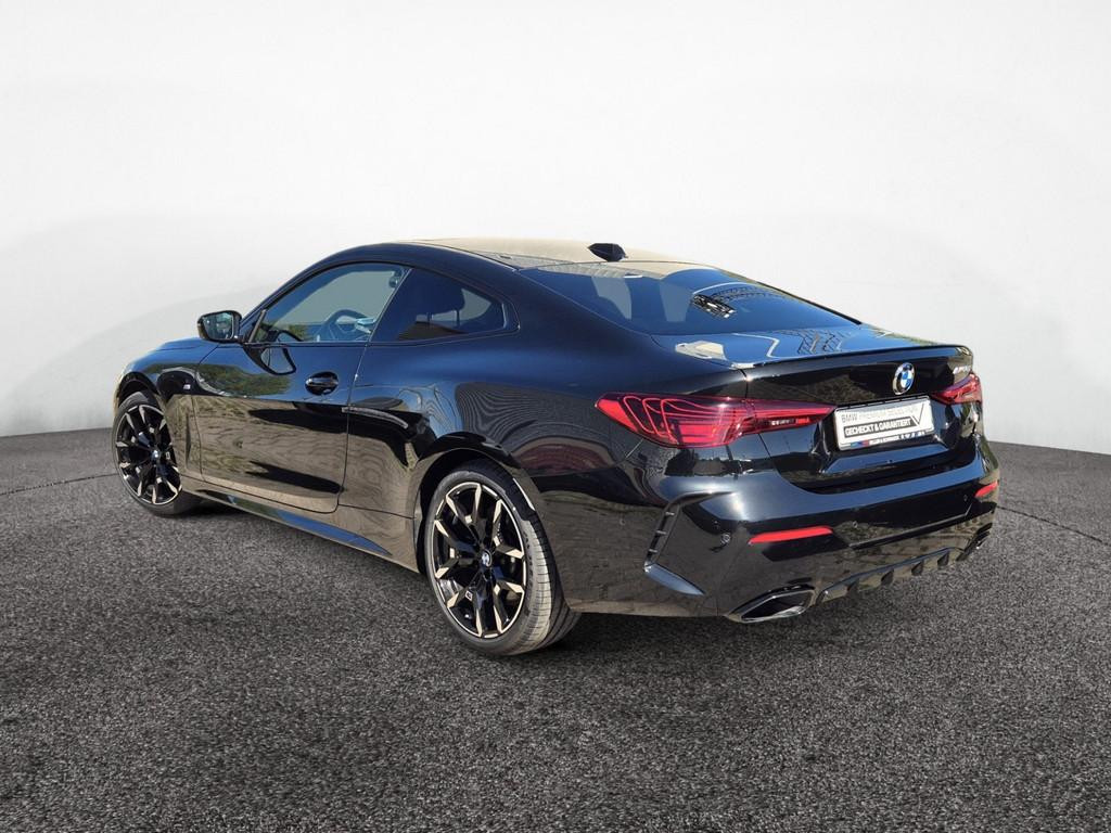 BMW M440