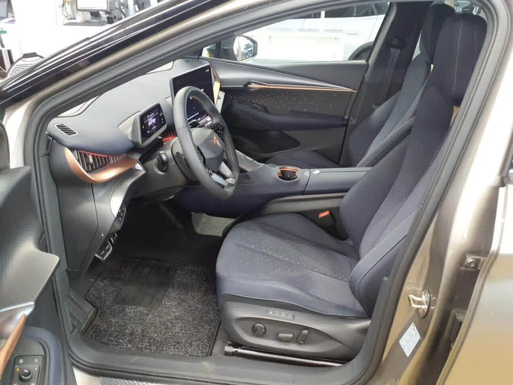 Cupra Tavascan