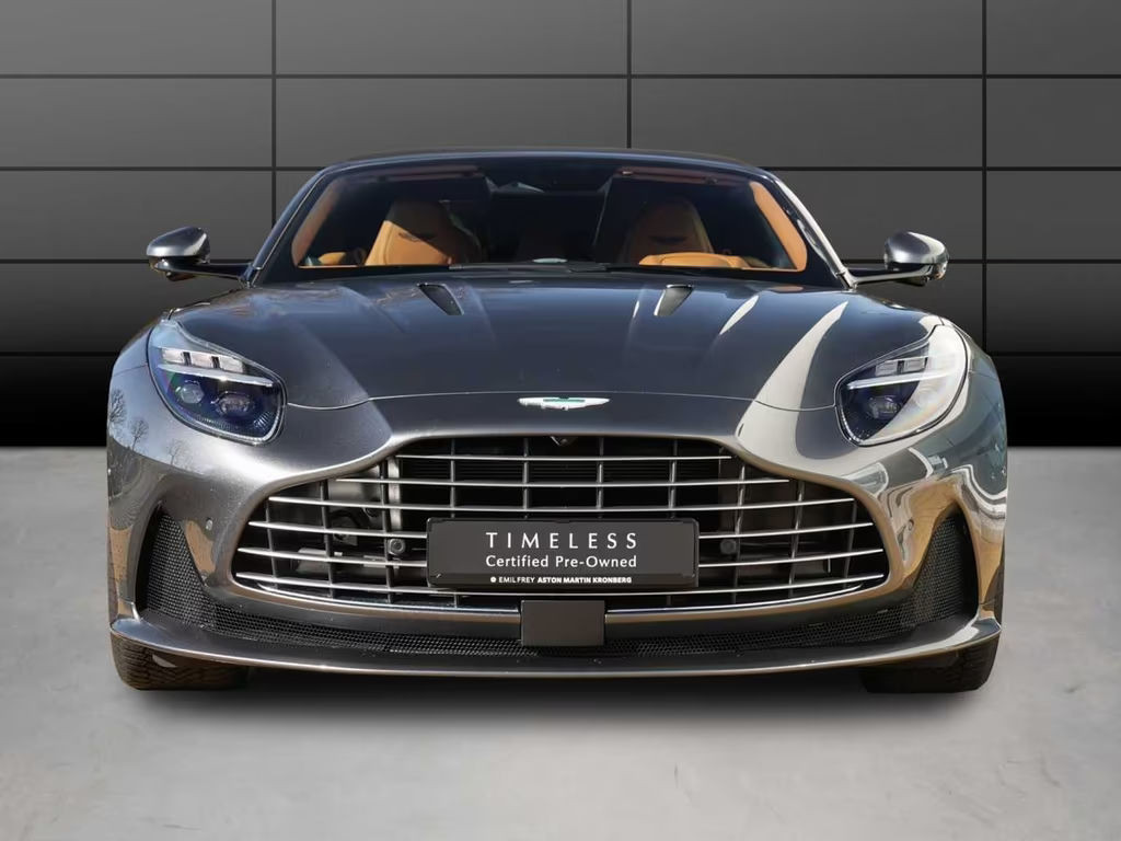 Aston Martin DB12