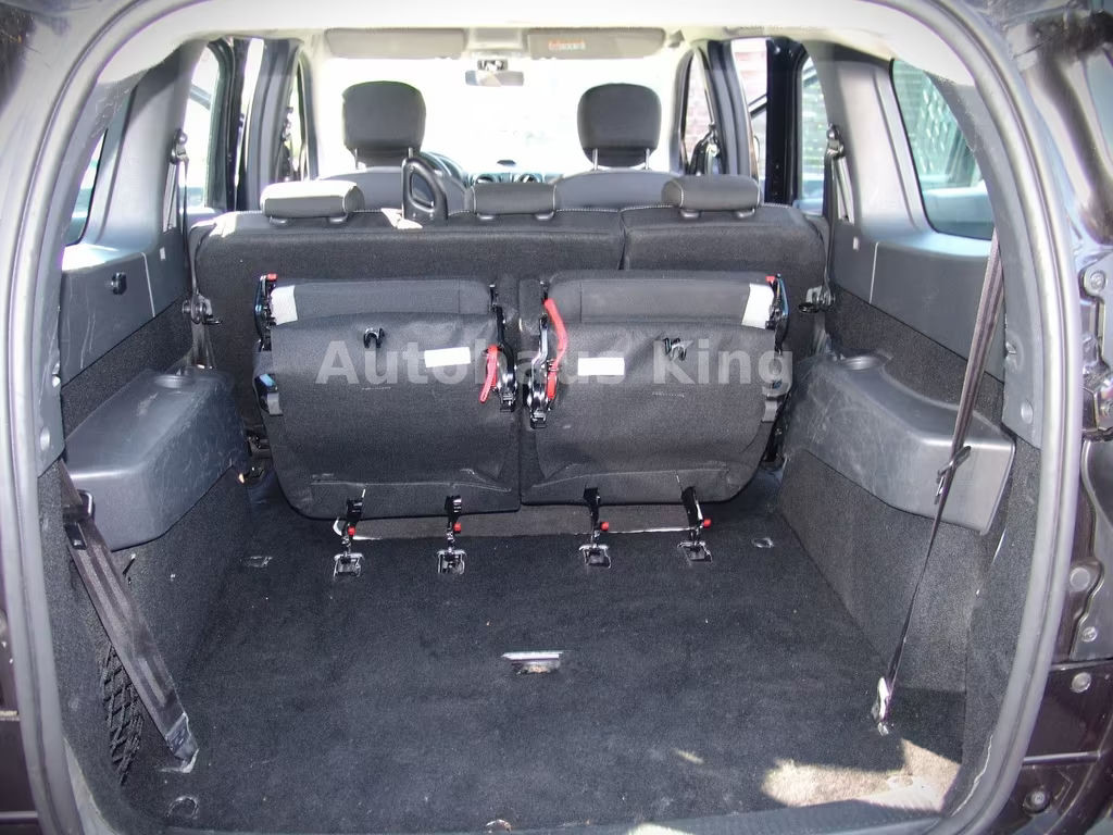 Dacia Lodgy