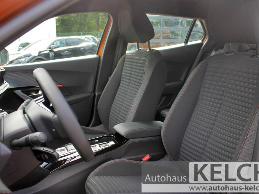 Peugeot e-2008