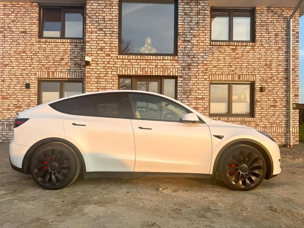 Tesla Model Y 2022 Elektrisch