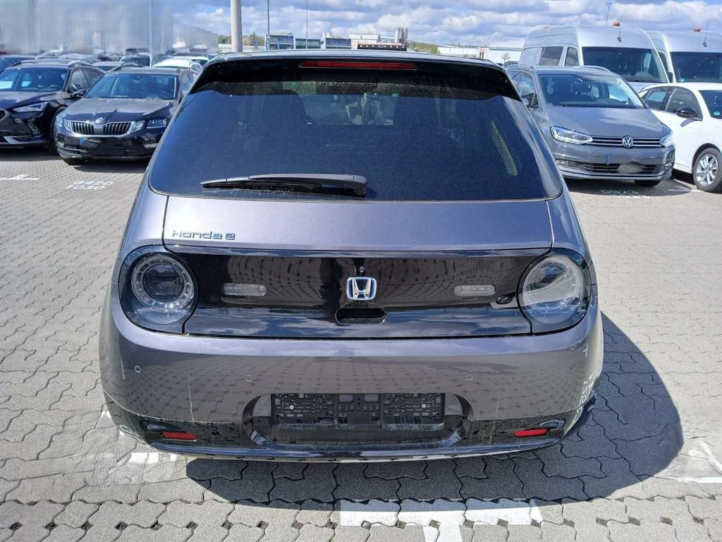 Honda e