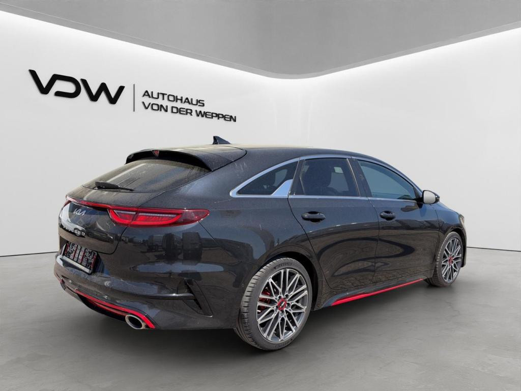 Kia ProCeed