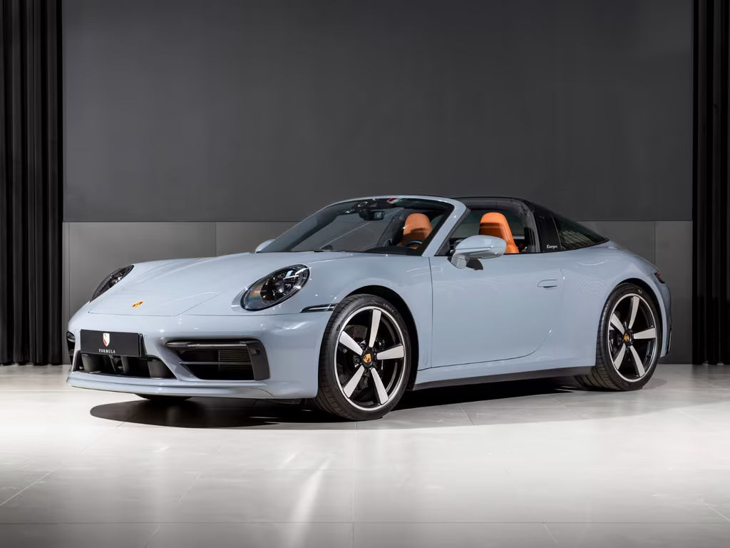 Porsche 911 2023 Benzine