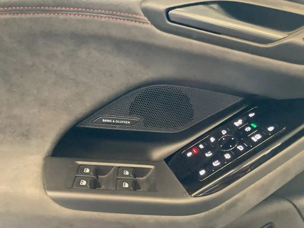 Audi S6 e-tron