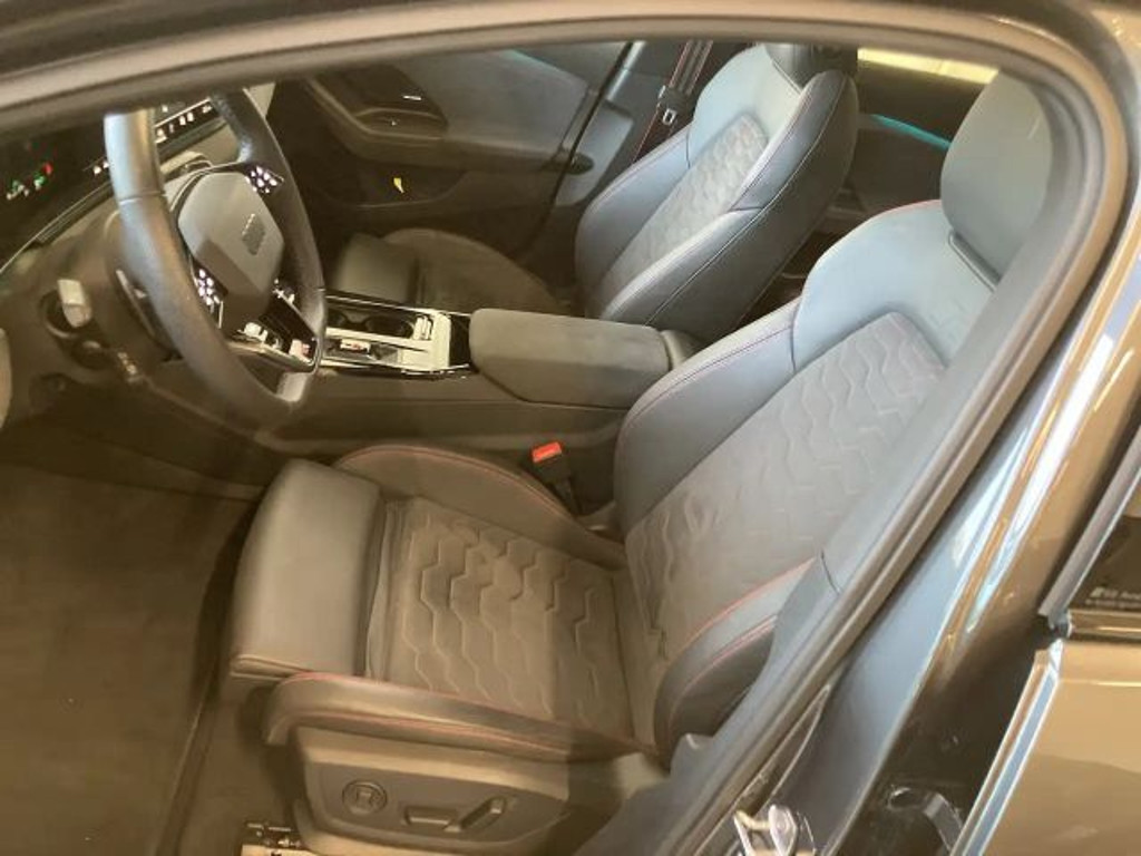 Audi S6 e-tron