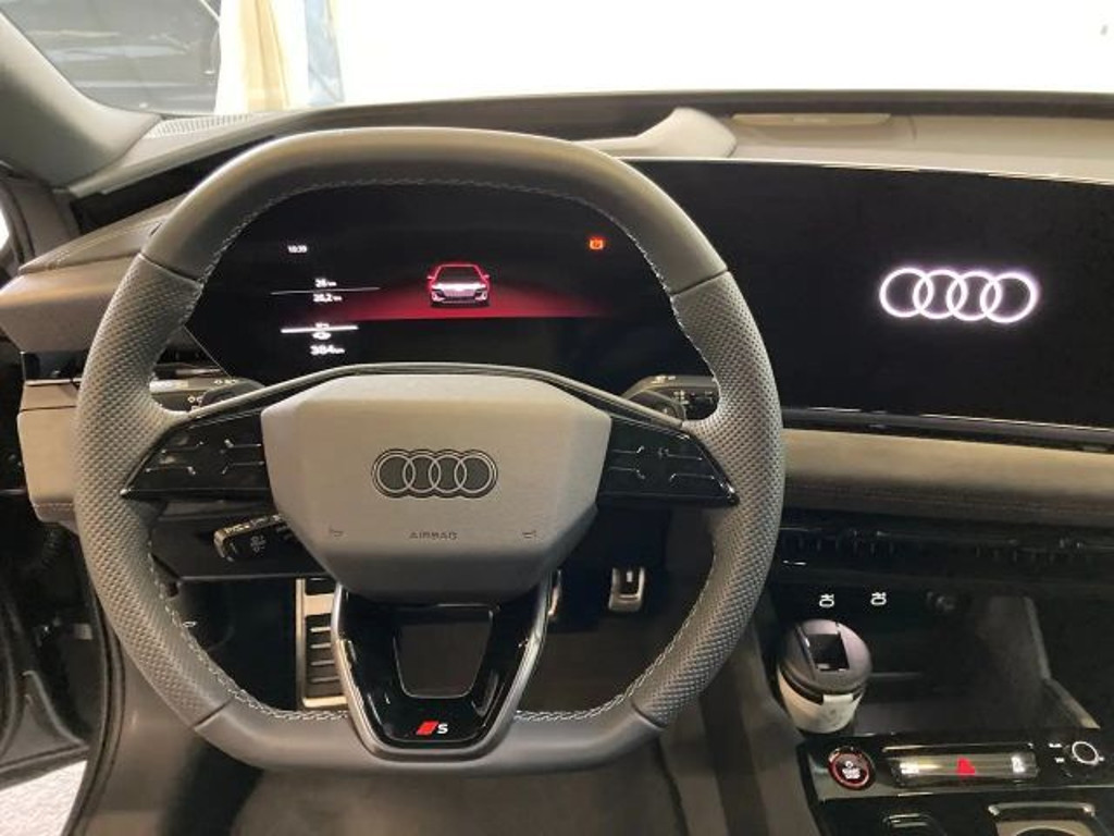 Audi S6 e-tron