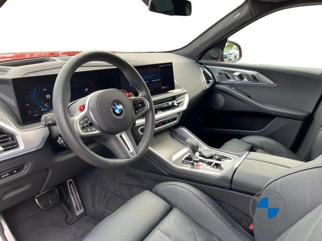 BMW XM