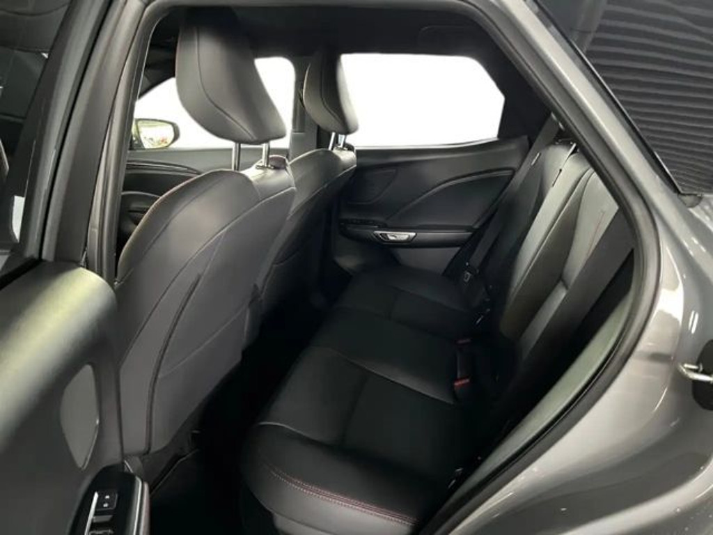 Lexus LBX