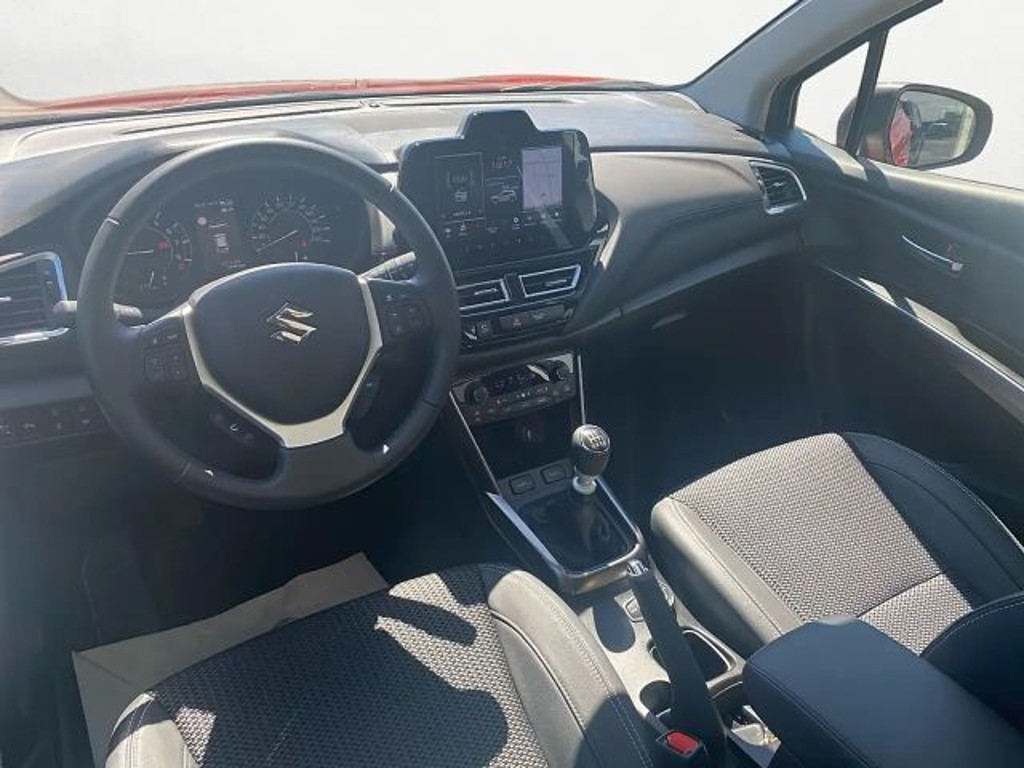 Suzuki S-Cross