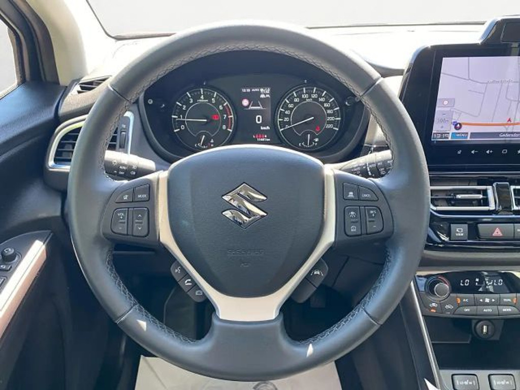 Suzuki S-Cross