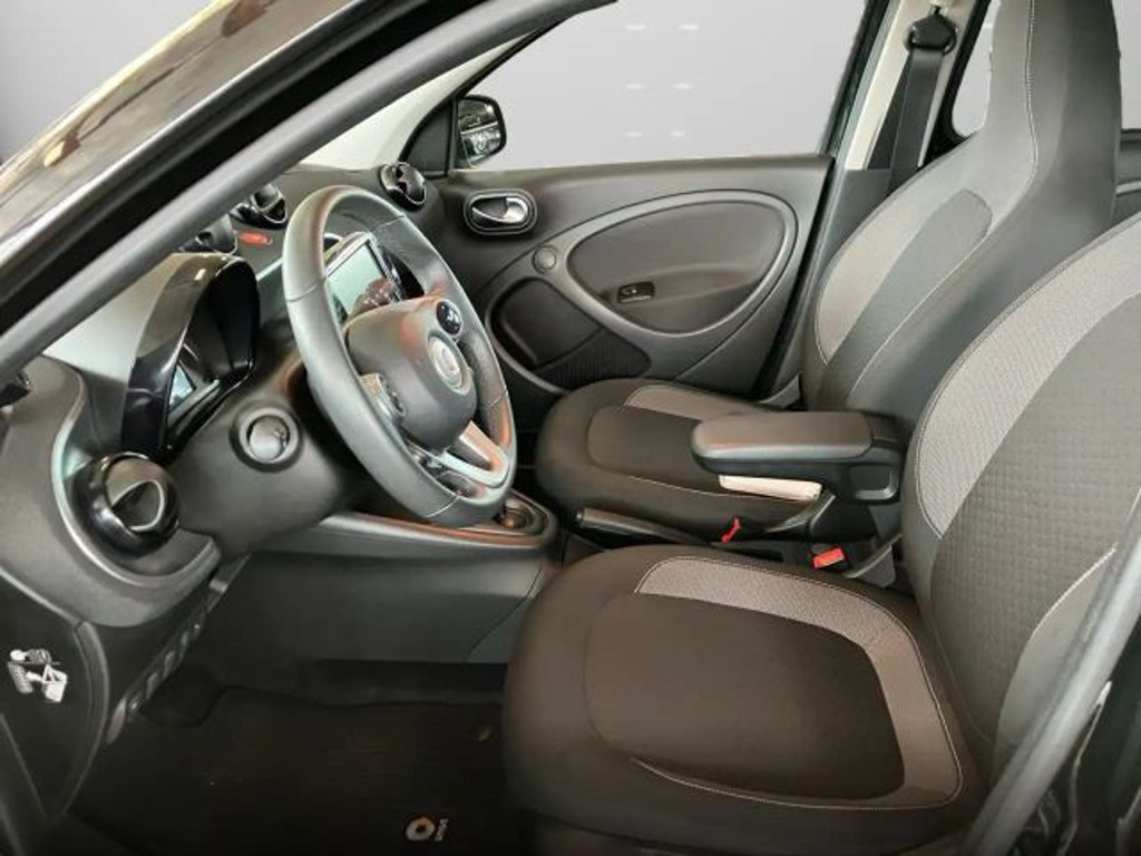 Smart EQ forfour