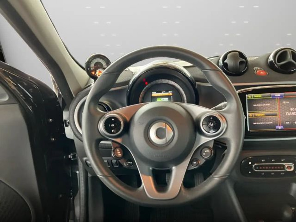 Smart EQ forfour