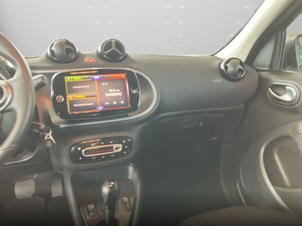 Smart EQ forfour