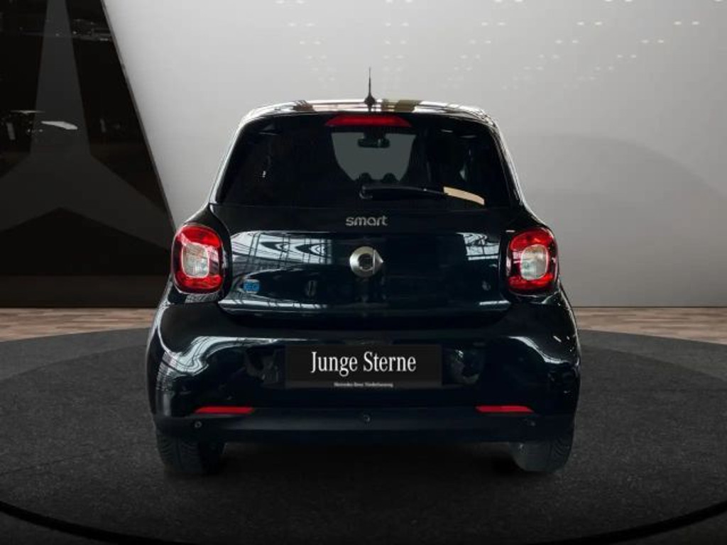 Smart EQ forfour
