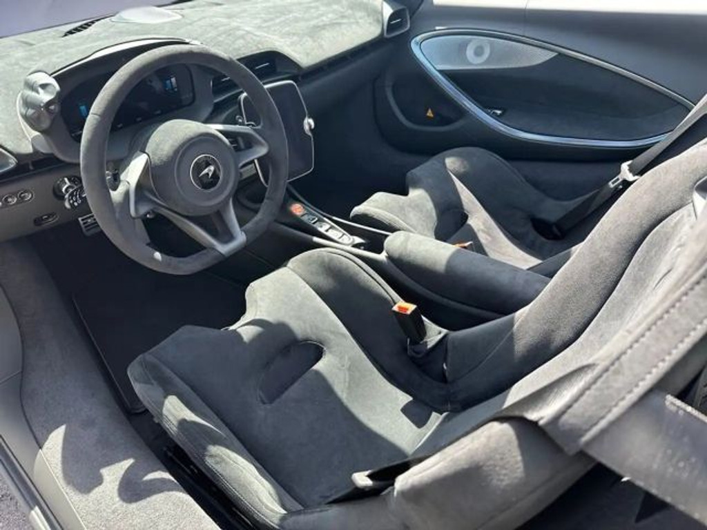 McLaren Artura