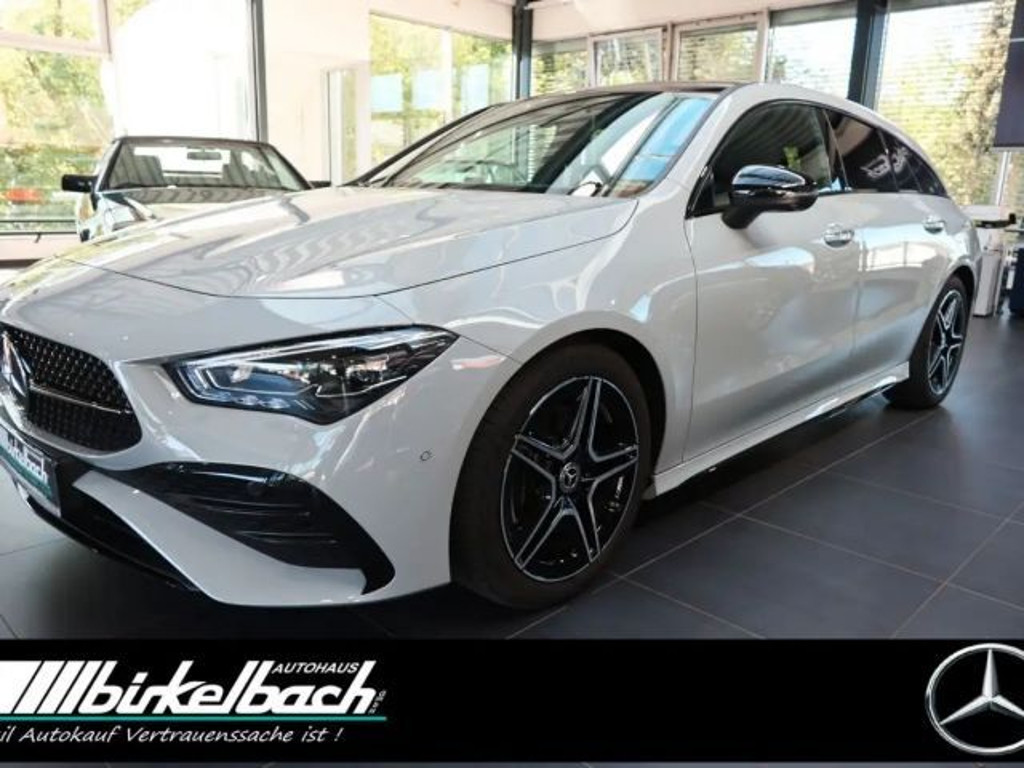 Mercedes-Benz CLA-Klasse 2025 Benzine
