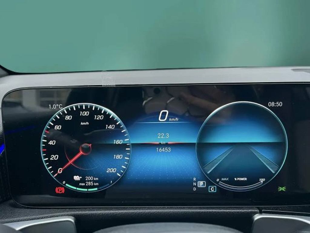 Mercedes-Benz EQB