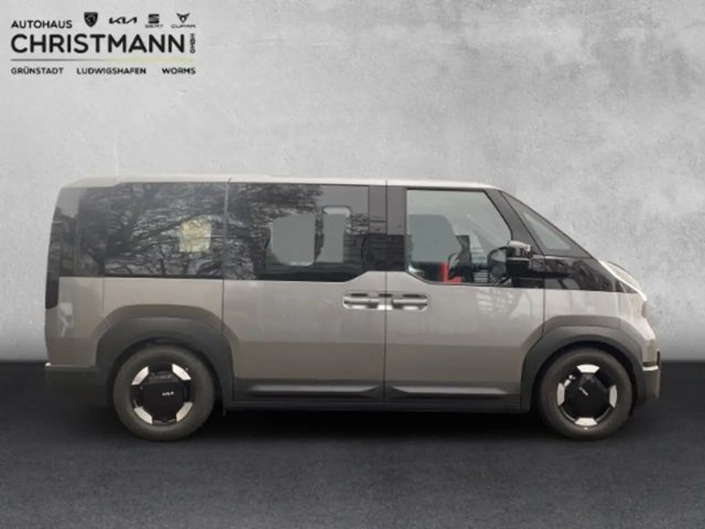 Kia PV5 Passenger