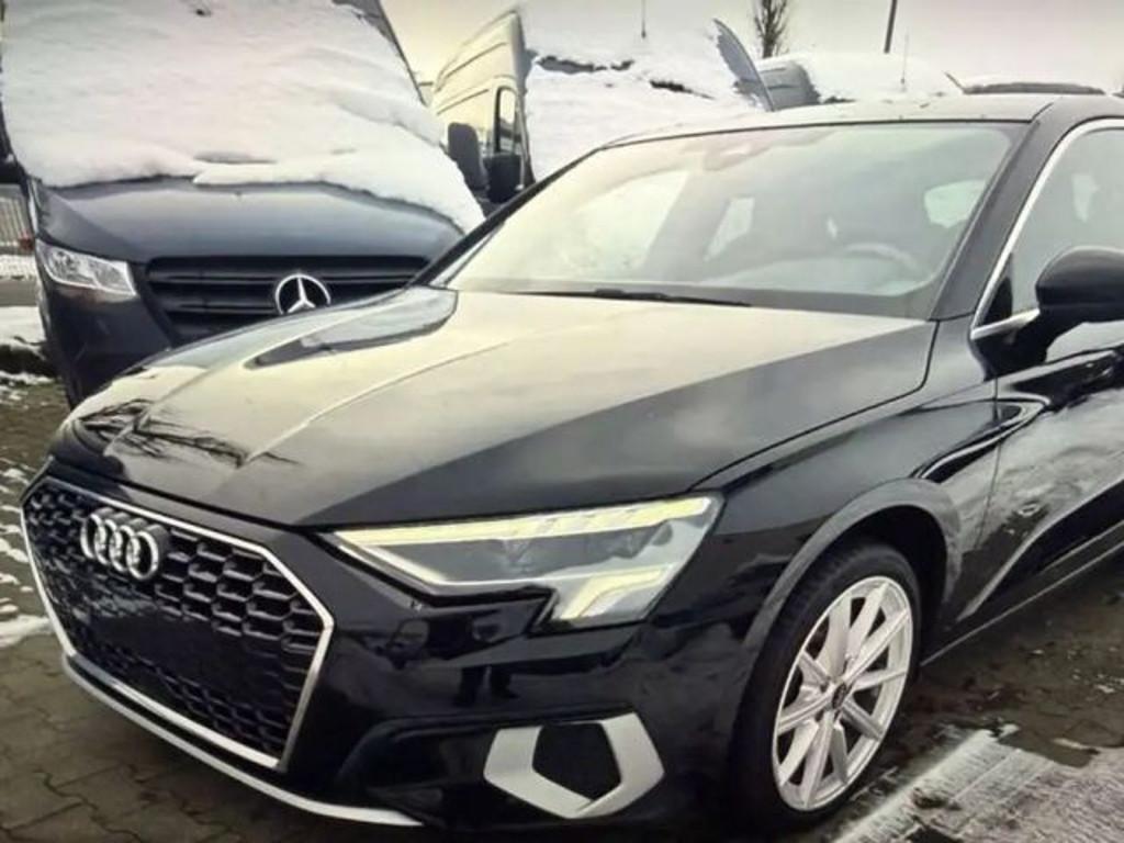 Audi A3 2023 Benzine