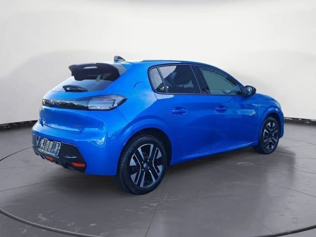 Peugeot e-208