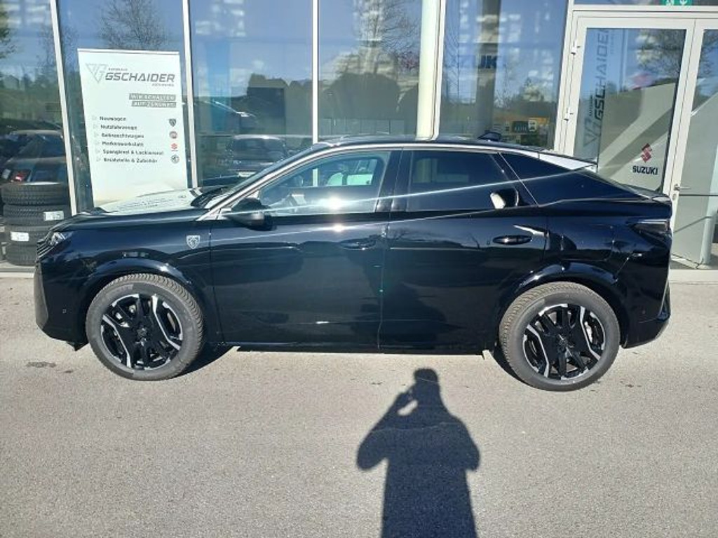 Peugeot E-3008