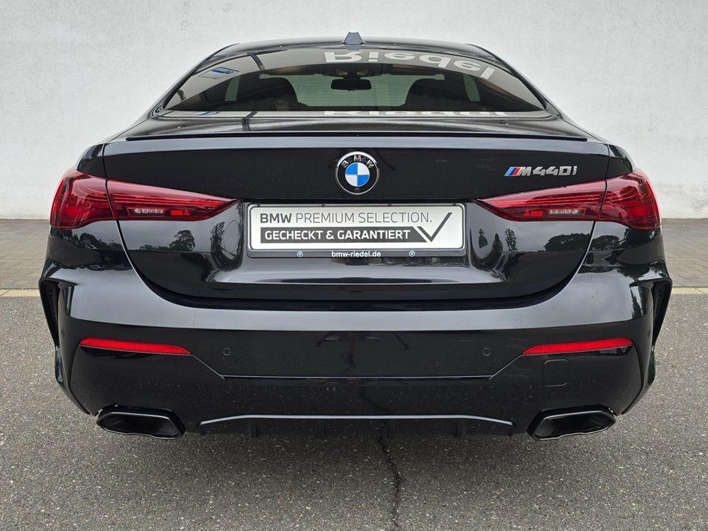 BMW M440