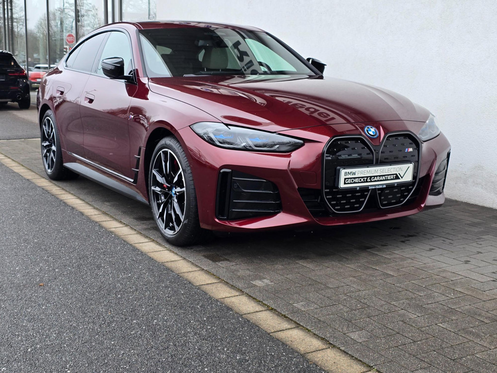 BMW i4