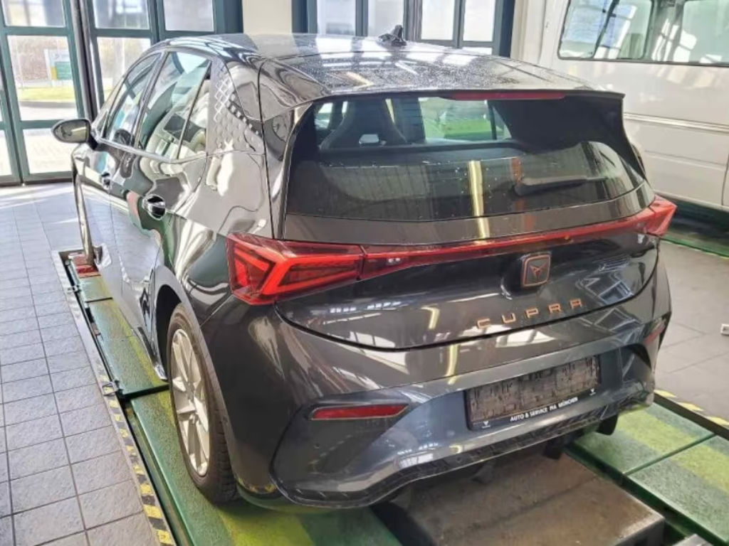 Cupra Born