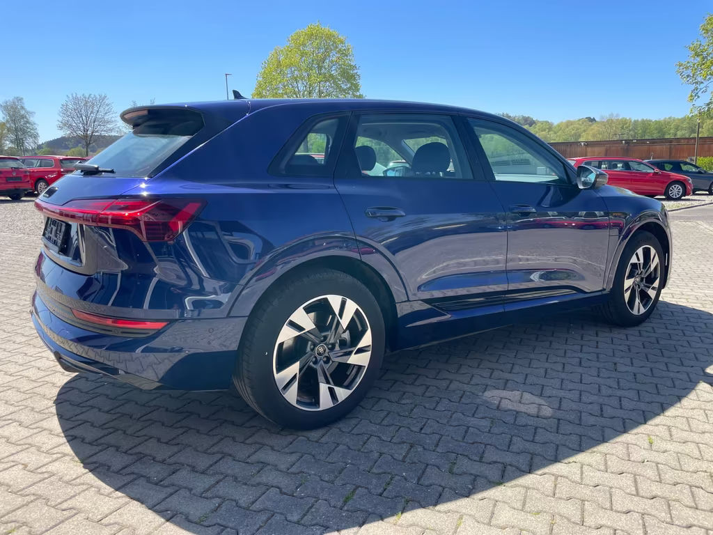 Audi e-tron