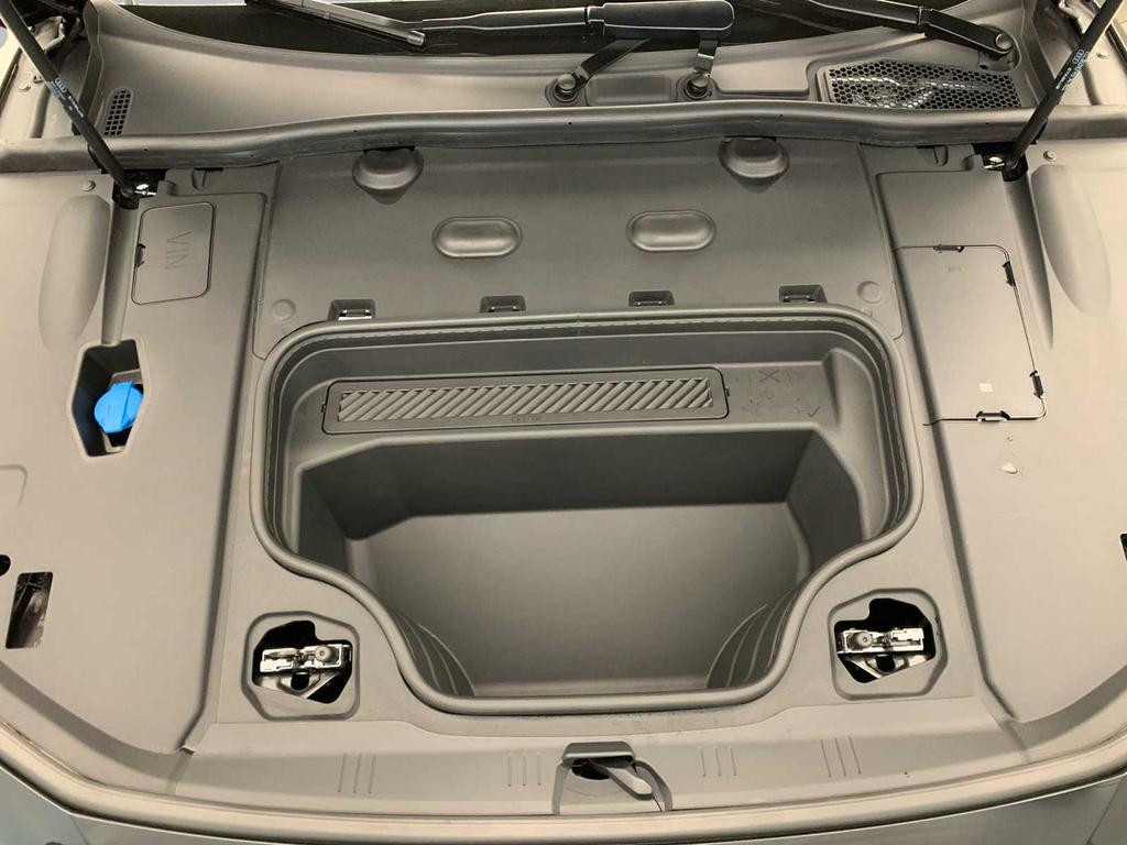 Audi S6 e-tron