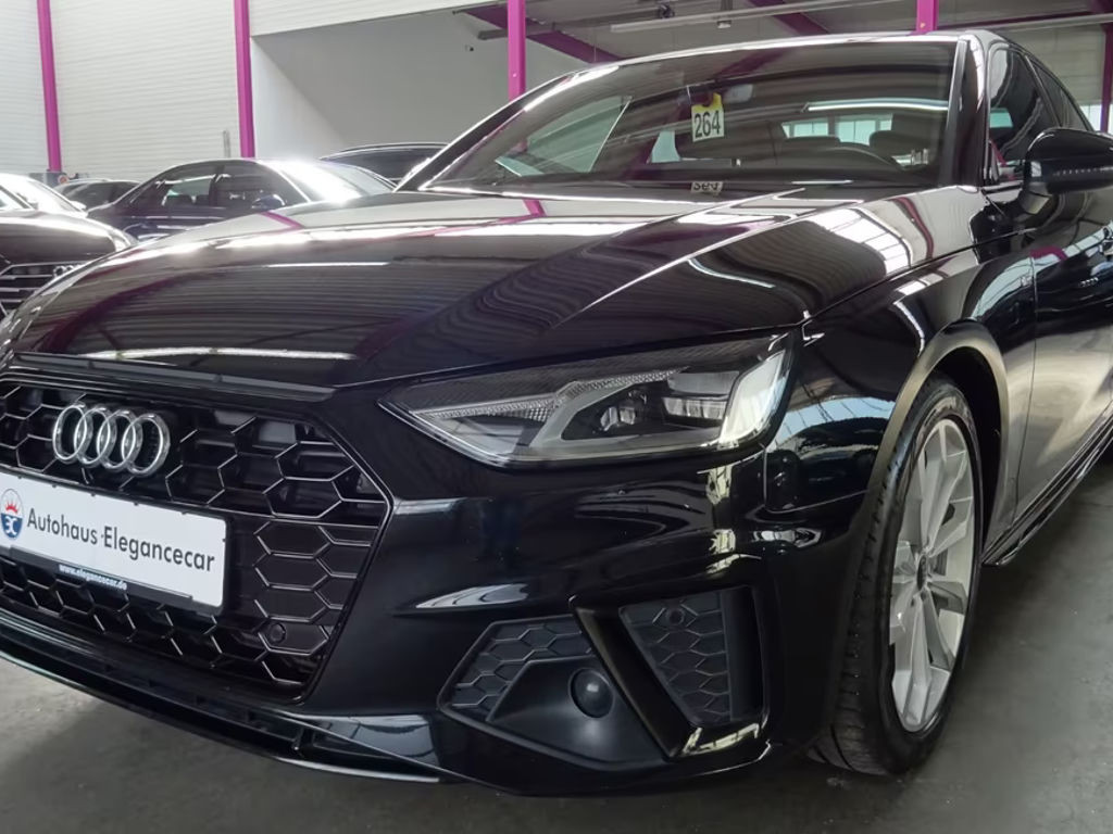 Audi A4 2022 Benzine