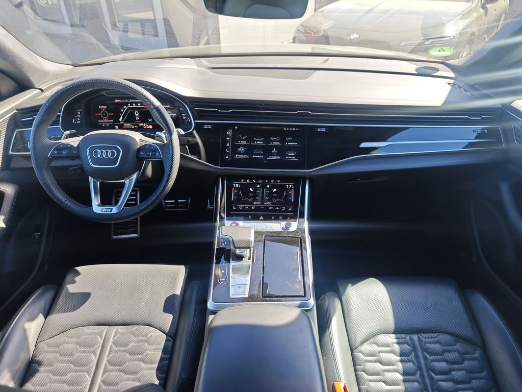 Audi RS Q8