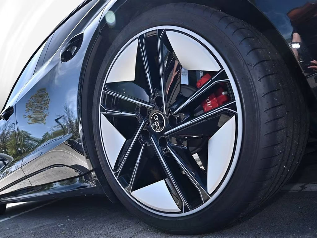 Audi RS e-tron GT