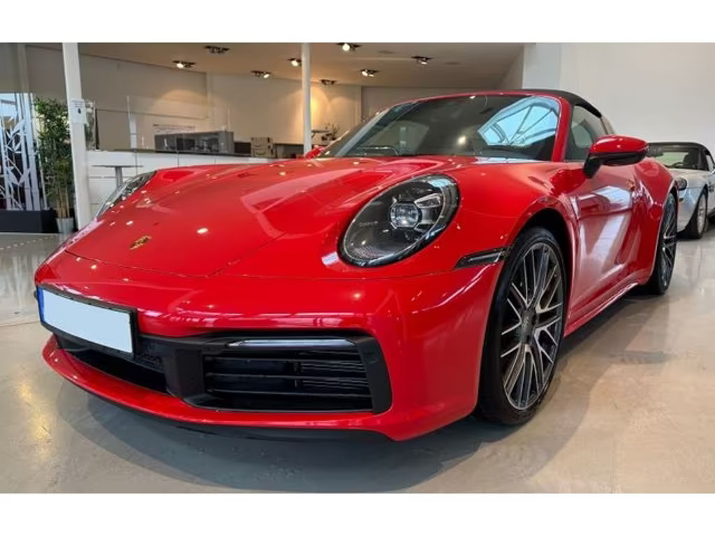 Porsche 911 2022 Benzine