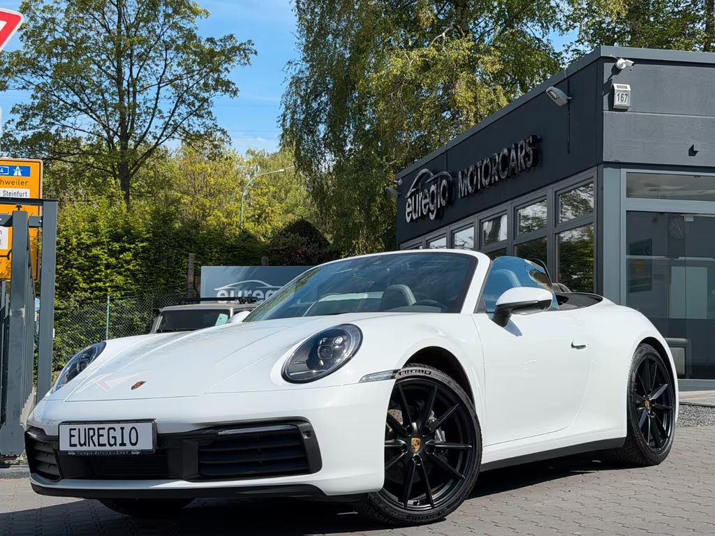 Porsche 911 2023 Benzine
