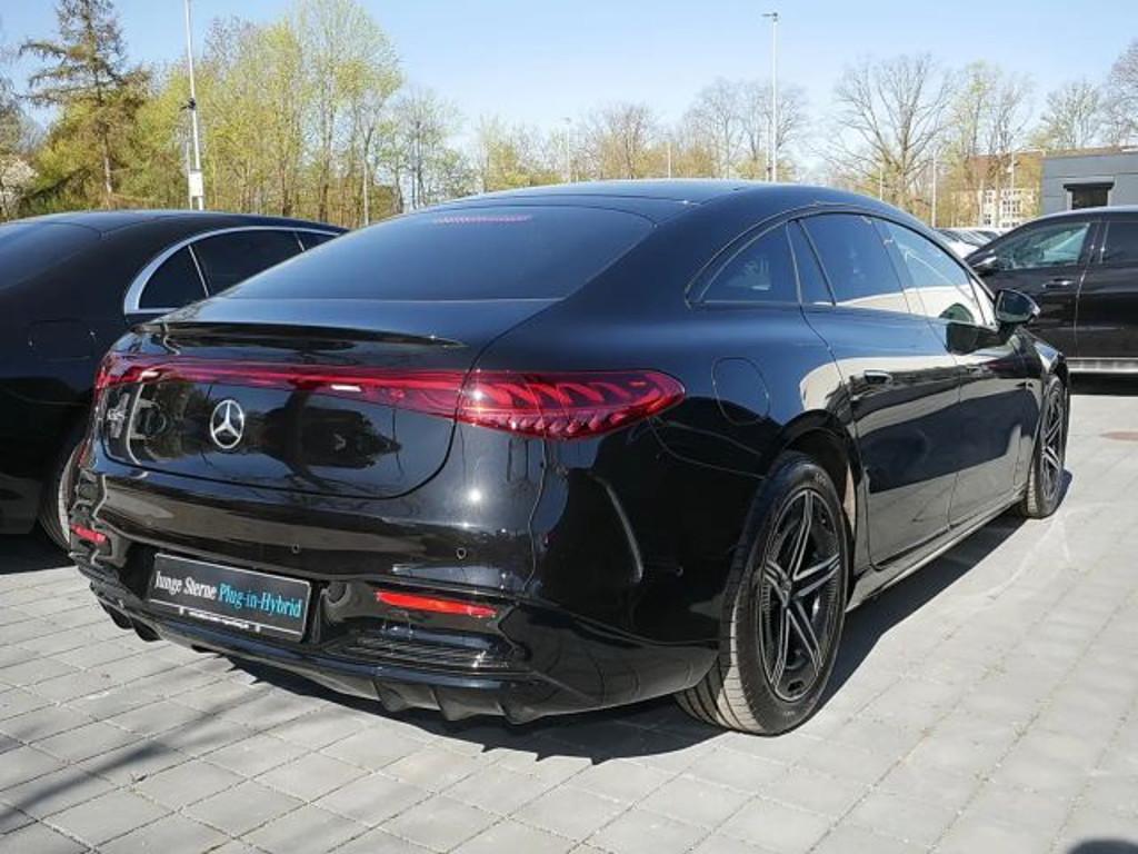 Mercedes-Benz EQS