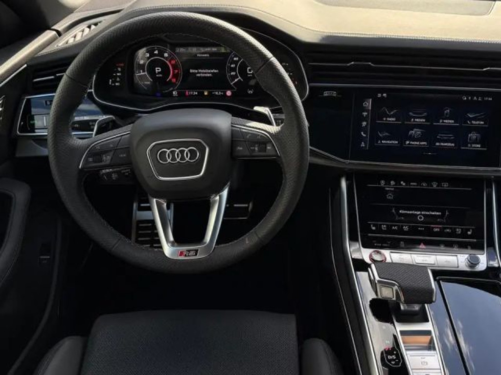 Audi RS Q8