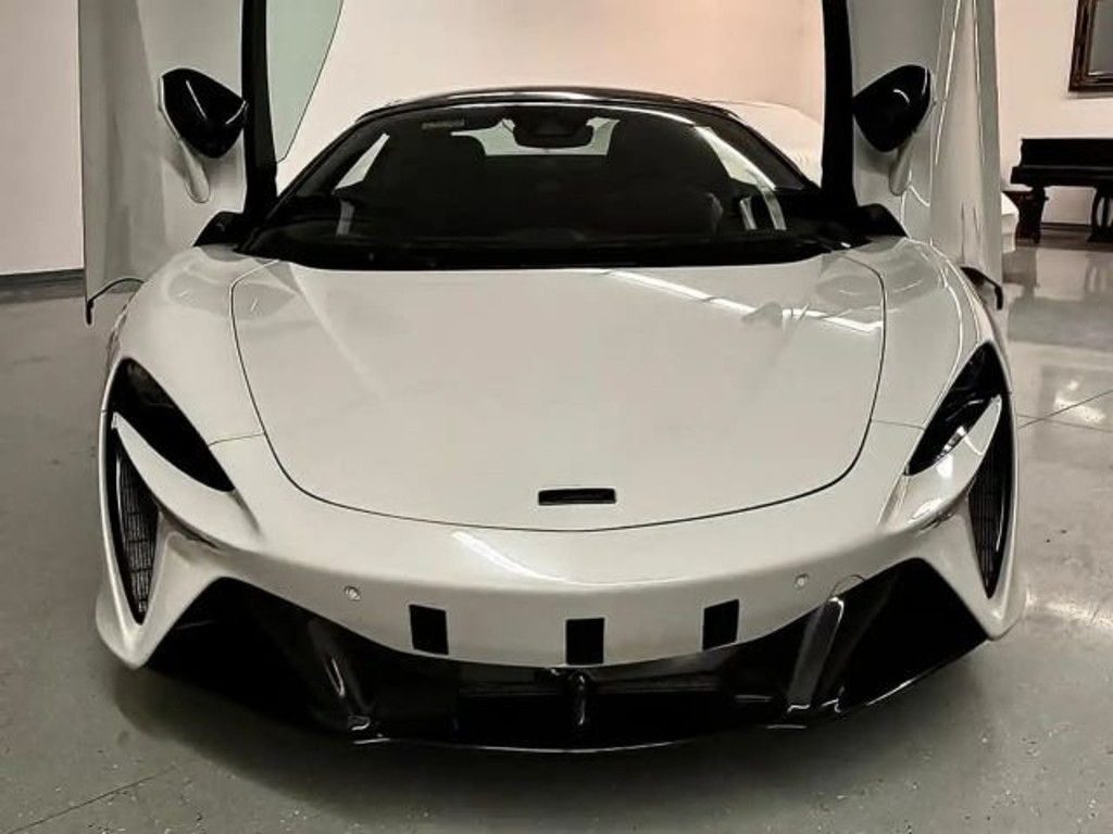 McLaren Artura