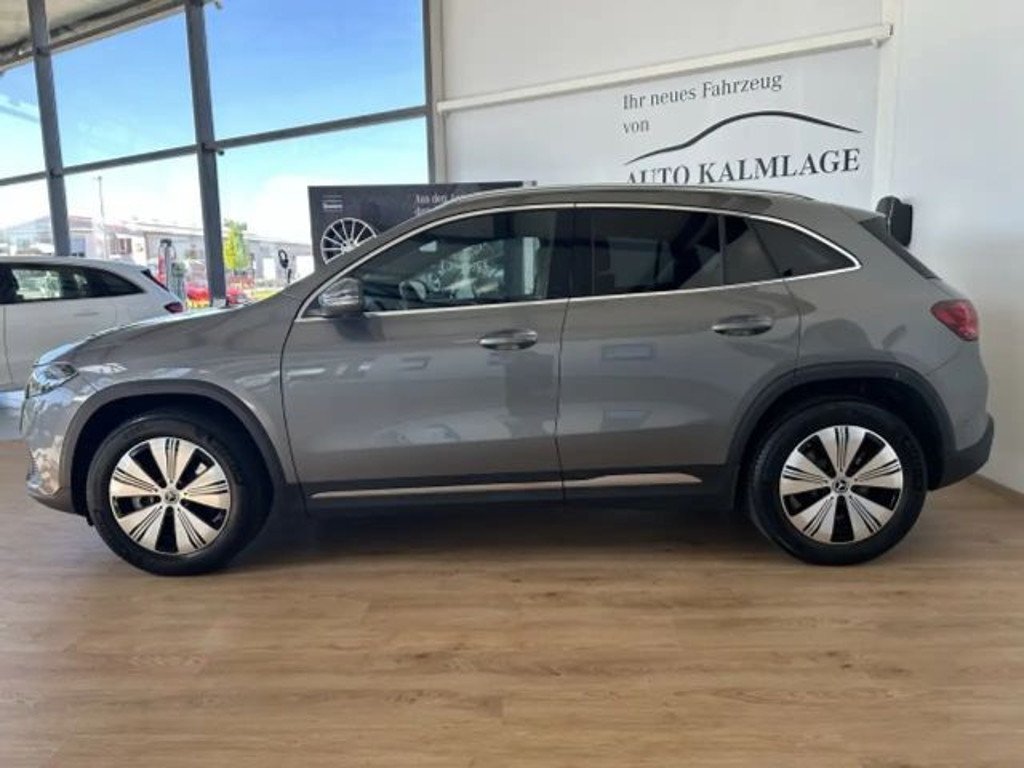 Mercedes-Benz EQA
